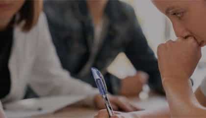 Emancipação de menores: conheça as 5 hipóteses previstas na Lei